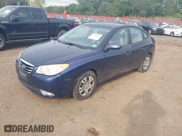 2010 Hyundai Elantra GLS z VIN KMHDU4AD5AU194965, wystawiony jako IAAI lot #43330027 z przebiegiem 78 375 mil mil oraz . Historia ofert i sprzedaży dostępna na DreamBid. Obrazek 18.