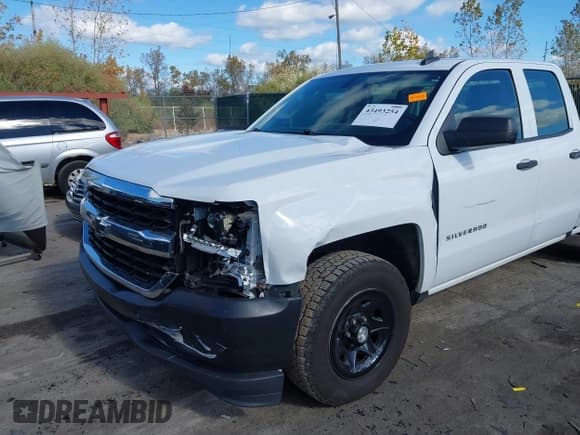 ✅ 2017 Chevrolet Silverado 1500 LS • VIN: 1GCRCNEH7HZ298435 • Lot: 43493254. Listed on IAAI with 139,071 mi. Free auction sales archive from the USA and detailed vehicle history report at DreamBid. Image 6.