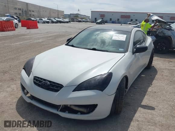 2011 Hyundai Genesis Coupe Premium z VIN KMHHT6KD6BU046548, wystawiony jako IAAI lot #42793240 z przebiegiem 161 593 mil mil oraz . Historia ofert i sprzedaży dostępna na DreamBid. Obrazek 17.