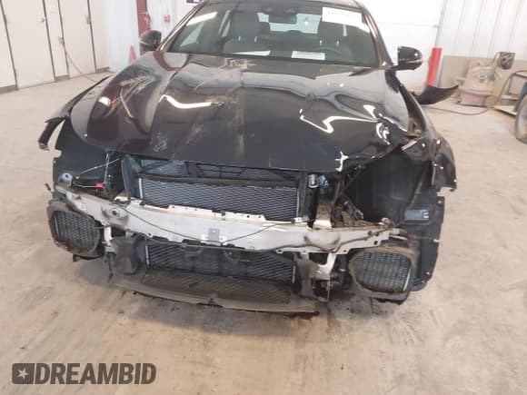 ✅ 2020 Mercedes-Benz E 63 S AMG • VIN: WDDZF8KB2LA739636 • Лот: 42320920. Опубликован ранее на IAAI с пробегом 48 336 миль. Бесплатный доступ к архиву аукционных продаж из США и подробный отчёт об истории автомобиля на DreamBid. Изображение 6.