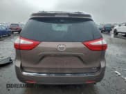 ✅ 2019 Toyota Sienna Limited • VIN: 5TDYZ3DC3KS984629 • Lot: 95870935. Wystawiony na Copart z przebiegiem 106 716 mil. Bezpłatny archiwum sprzedaży aukcyjnych z USA i szczegółowy raport historii pojazdu na DreamBid. Zdjęcie 6.