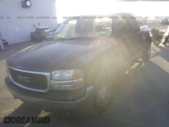 ✅ 2001 GMC Sierra 1500 SLE • VIN: 2GTEC19T211222979 • Lot: 27100382. Listed on IAAI with 109,714 mi. Free auction sales archive from the USA and detailed vehicle history report at DreamBid. Image 2.