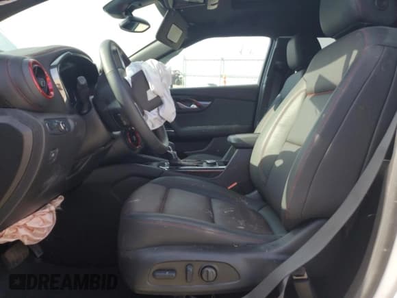 ✅ 2025 Chevrolet Blazer RS • VIN: 3GNKBKRS5SS103100 • Lot: 49615495. Listed on Copart with 5,091 mi. Free auction sales archive from the USA and detailed vehicle history report at DreamBid. Image 7.