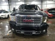 ✅ 2014 GMC Sierra 3500HD SRW Denali • VIN: 1GT426E83EF190507 • Лот: 85589364. Опубликован ранее на Copart с пробегом Не указан. Бесплатный доступ к архиву аукционных продаж из США и подробный отчёт об истории автомобиля на DreamBid. Изображение 5.