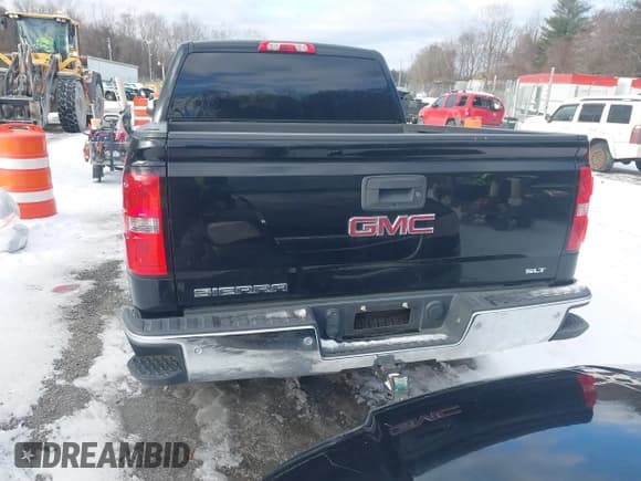 ✅ 2014 GMC Sierra 1500 SLT • VIN: 3GTU2VEC2EG438324 • Lot: 41309181. Wystawiony na IAAI z przebiegiem 100 066 mil. Bezpłatny archiwum sprzedaży aukcyjnych z USA i szczegółowy raport historii pojazdu na DreamBid. Zdjęcie 17.