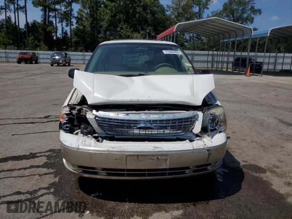 ✅ 2004 Ford Freestar Limited • VIN: 2FMDA58204BA57882 • Lot: 71432405. Listed on Copart with 144,702 mi. Free auction sales archive from the USA and detailed vehicle history report at DreamBid. Image 5.