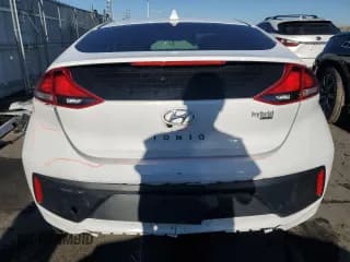 ✅ 2020 Hyundai Ioniq Blue • VIN: KMHC65LC6LU197294 • Lot: 42959145. Wystawiony na Copart z przebiegiem 38 770 mil. Bezpłatny archiwum sprzedaży aukcyjnych z USA i szczegółowy raport historii pojazdu na DreamBid. Zdjęcie 6.