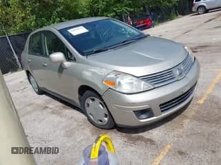 ✅ 2009 Nissan Versa S • VIN: 3N1BC11E19L415265 • Lot: 43026944. Listed on IAAI with 129,104 mi. Free auction sales archive from the USA and detailed vehicle history report at DreamBid. Image 1.