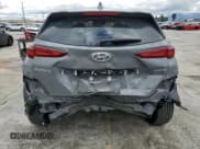 ✅ 2023 Hyundai Kona SE • VIN: KM8K23AG5PU183569 • Лот: 41819054. Опубликован ранее на Copart с пробегом 7 970 миль. Бесплатный доступ к архиву аукционных продаж из США и подробный отчёт об истории автомобиля на DreamBid. Изображение 6.