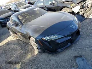 ✅ 2021 Toyota Supra 2.0 • VIN: WZ1DB2C07MW037361 • Lot: 67193482. Wystawiony na Copart z przebiegiem 9 662 mil. Bezpłatny archiwum sprzedaży aukcyjnych z USA i szczegółowy raport historii pojazdu na DreamBid. Zdjęcie 1.