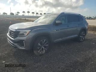 ✅ 2025 Volkswagen Atlas SEL Premium R-Line • VIN: 1V2FR2CA5SC552786 • Lot: 67920565. Listed on Copart with 3,485 mi. Free auction sales archive from the USA and detailed vehicle history report at DreamBid. Image 1.