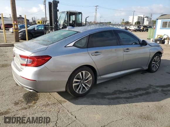 ✅ 2019 Honda Accord • VIN: 1HGCV3F13KA002176 • Лот: 82700965. Опубликован ранее на Copart с пробегом Не указан. Бесплатный доступ к архиву аукционных продаж из США и подробный отчёт об истории автомобиля на DreamBid. Изображение 3.