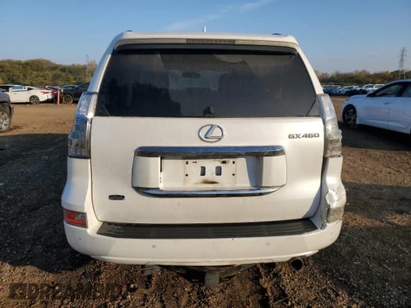 ✅ 2016 Lexus GX 460 • VIN: JTJBM7FX8G5146800 • Lot: 90275305. Wystawiony na Copart z przebiegiem 270 437 mil. Bezpłatny archiwum sprzedaży aukcyjnych z USA i szczegółowy raport historii pojazdu na DreamBid. Zdjęcie 6.