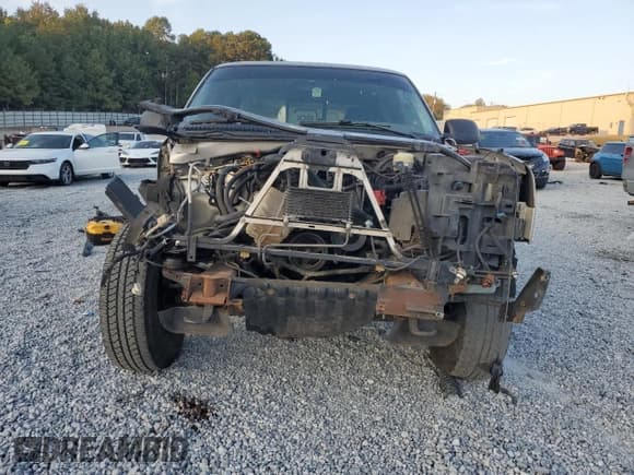 ✅ 2005 Chevrolet Silverado 1500 LS • VIN: 2GCEC13T251116577 • Лот: 77739404. Опубликован ранее на Copart с пробегом 214 491 миль. Бесплатный доступ к архиву аукционных продаж из США и подробный отчёт об истории автомобиля на DreamBid. Изображение 5.