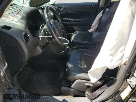 ✅ 2016 Jeep Patriot Sport SE • VIN: 1C4NJPBA4GD726674 • Lot: 80430955. Wystawiony na Copart z przebiegiem 208 412 mil. Bezpłatny archiwum sprzedaży aukcyjnych z USA i szczegółowy raport historii pojazdu na DreamBid. Zdjęcie 7.