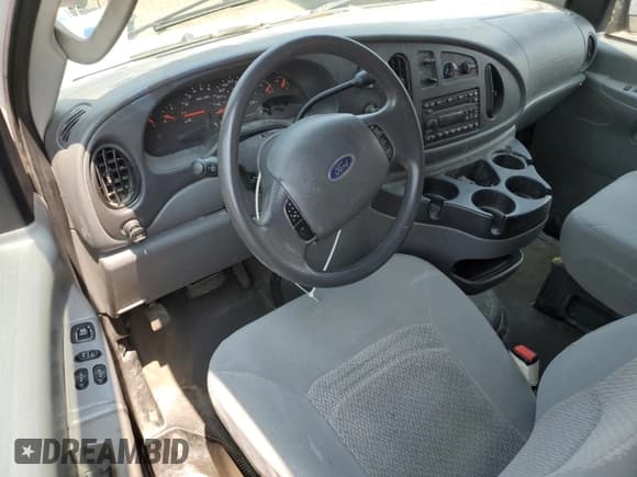 ✅ 2006 Ford Econoline Passenger XL • VIN: 1FBNE31L66HA03288 • Lot: 60757405. Listed on Copart with 112,546 mi. Free auction sales archive from the USA and detailed vehicle history report at DreamBid. Image 8.