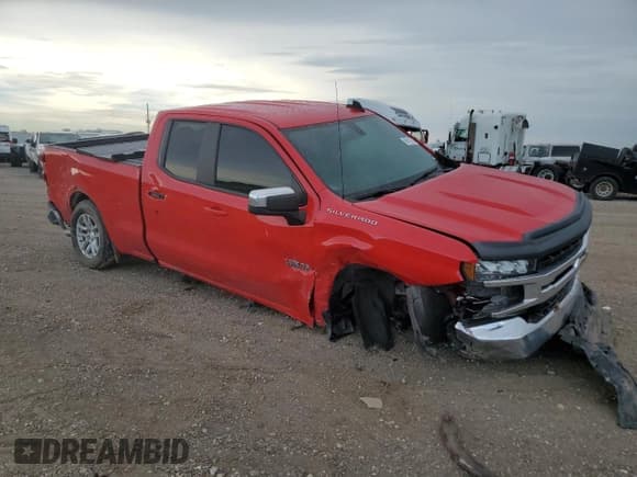 ✅ 2019 Chevrolet Silverado 1500 LT • VIN: 1GCRWCED6KZ192476 • Lot: 69116714. Wystawiony na Copart z przebiegiem 74 808 mil. Bezpłatny archiwum sprzedaży aukcyjnych z USA i szczegółowy raport historii pojazdu na DreamBid. Zdjęcie 4.