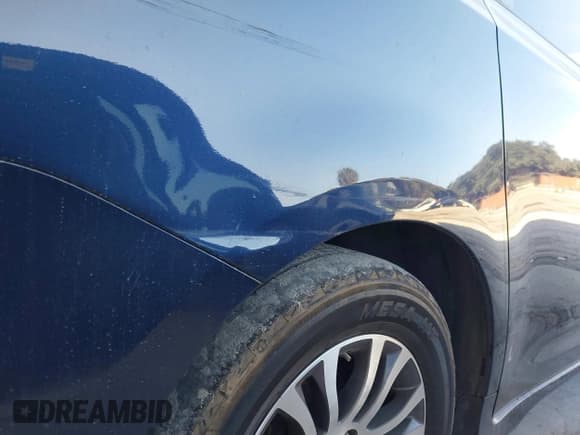 ✅ 2019 Toyota Sienna Limited • VIN: 5TDYZ3DC9KS983579 • Lot: 43839654. Listed on IAAI with 209,573 mi. Free auction sales archive from the USA and detailed vehicle history report at DreamBid. Image 18.