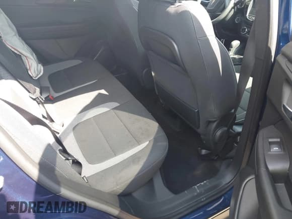 ✅ 2023 Chevrolet TrailBlazer LT • VIN: KL79MPSL0PB072310 • Лот: 43151552. Опубликован ранее на IAAI с пробегом 17 648 миль. Бесплатный доступ к архиву аукционных продаж из США и подробный отчёт об истории автомобиля на DreamBid. Изображение 8.