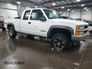 1998 Chevrolet Silverado 2500 с VIN 1GCGK29R7WE134019, выставлен на аукционе Copart как лот 50768345 с пробегом 3 743 156 миль миль и Списание • Salvage title. История ставок и продаж доступна на DreamBid. Изображение 4.