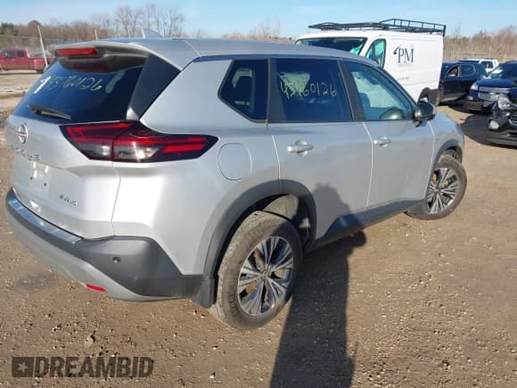 ✅ 2023 Nissan Rogue SV • VIN: 5N1BT3BB5PC686833 • Lot: 43760126. Listed on IAAI with 47,355 mi. Free auction sales archive from the USA and detailed vehicle history report at DreamBid. Image 4.