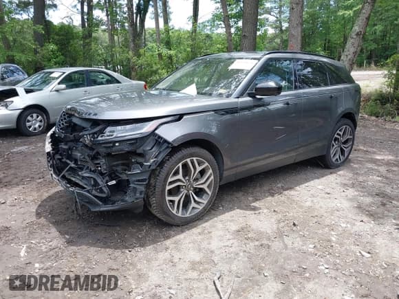 ✅ 2019 Land Rover Range Rover Velar S • VIN: SALYB2EN5KA227073 • Лот: 42336678. Опубликован ранее на IAAI с пробегом 72 797 миль. Бесплатный доступ к архиву аукционных продаж из США и подробный отчёт об истории автомобиля на DreamBid. Изображение 2.