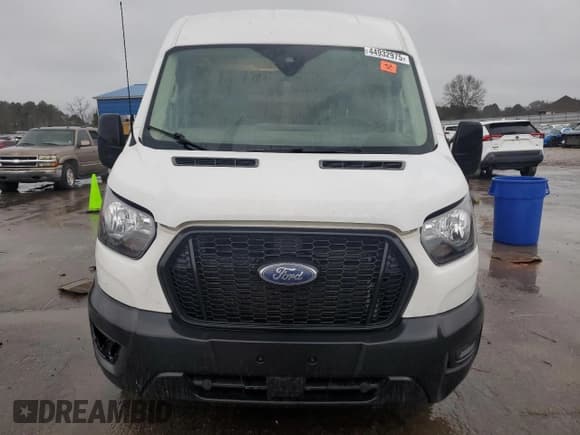 ✅ 2022 Ford Transit Cargo • VIN: 1FTBR1C89NKA66564 • Лот: 44932975. Опубликован ранее на Copart с пробегом 64 544 миль. Бесплатный доступ к архиву аукционных продаж из США и подробный отчёт об истории автомобиля на DreamBid. Изображение 5.