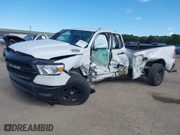 ✅ 2019 Ram 1500 Tradesman • VIN: 1C6RRFCG8KN768606 • Lot: 43404729. Listed on IAAI with Not provided. Free auction sales archive from the USA and detailed vehicle history report at DreamBid. Image 17.