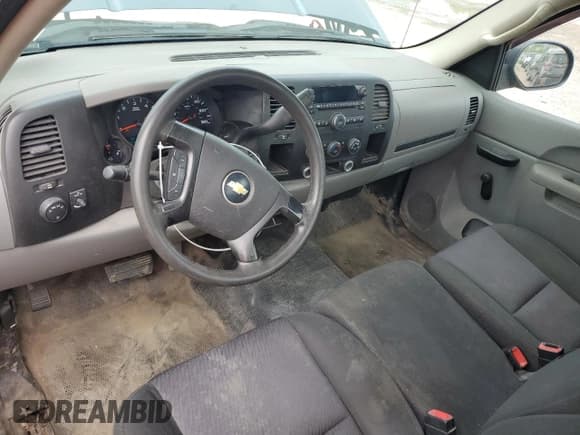 ✅ 2010 Chevrolet Silverado 1500 Work Truck • VIN: 1GCPCPEX7AZ247856 • Lot: 57355235. Listed on Copart with 156,966 mi. Free auction sales archive from the USA and detailed vehicle history report at DreamBid. Image 8.