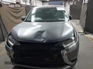 ✅ 2018 Mitsubishi Outlander SE • VIN: JA4AD3A33JZ004098 • Lot: 42328727. Listed on IAAI with 155,585 mi. Free auction sales archive from the USA and detailed vehicle history report at DreamBid. Image 11.