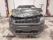 ✅ 2018 Jeep Compass Latitude • VIN: 3C4NJDBB2JT402261 • Lot: 43663748. Listed on IAAI with 124,976 mi. Free auction sales archive from the USA and detailed vehicle history report at DreamBid. Image 12.