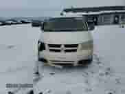 2008 Dodge Grand Caravan SE with VIN 2D8HN44HX8R702700, listed as a Copart auction lot 88300095 with 130,854 mi miles and Clean title. Bid and sale history available at DreamBid. Image 11.