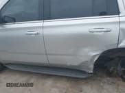 ✅ 2018 Chevrolet Tahoe LT • VIN: 1GNSCBKC8JR133855 • Lot: 42075312. Listed on IAAI with 61,534 mi. Free auction sales archive from the USA and detailed vehicle history report at DreamBid. Image 15.