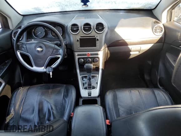 ✅ 2015 Chevrolet Captiva Sport LT • VIN: 3GNAL3EK5FS505919 • Lot: 42770095. Wystawiony na Copart z przebiegiem Nie podano. Bezpłatny archiwum sprzedaży aukcyjnych z USA i szczegółowy raport historii pojazdu na DreamBid. Zdjęcie 8.