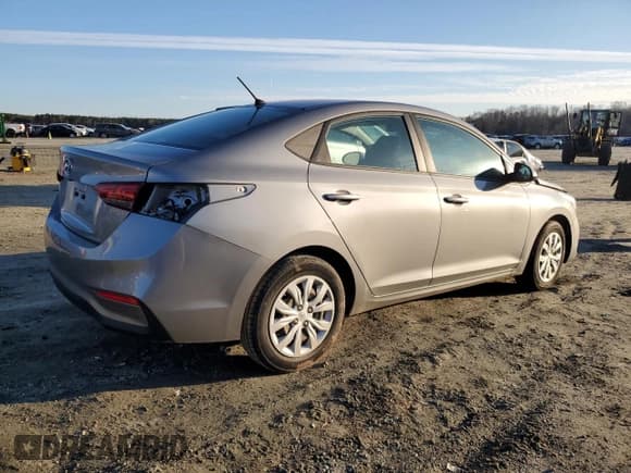 ✅ 2021 Hyundai Accent SE • VIN: 3KPC24A6XME143326 • Лот: 88719205. Опубликован ранее на Copart с пробегом Не указан. Бесплатный доступ к архиву аукционных продаж из США и подробный отчёт об истории автомобиля на DreamBid. Изображение 3.