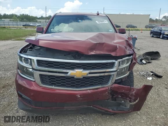 ✅ 2016 Chevrolet Suburban LT • VIN: 1GNSCHKCXGR274969 • Lot: 62906974. Wystawiony na Copart z przebiegiem 178 721 mil. Bezpłatny archiwum sprzedaży aukcyjnych z USA i szczegółowy raport historii pojazdu na DreamBid. Zdjęcie 5.