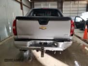 ✅ 2007 Chevrolet Avalanche 1LT • VIN: 3GNFK12307G145313 • Lot: 81746835. Listed on Copart with 136,215 mi. Free auction sales archive from the USA and detailed vehicle history report at DreamBid. Image 6.