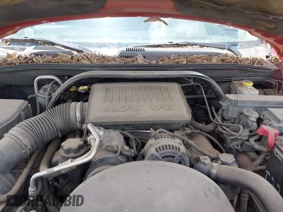 ✅ 2006 Jeep Commander Limited • VIN: 1J8HH58N16C140132 • Lot: 42629429. Wystawiony na IAAI z przebiegiem 229 586 mil. Bezpłatny archiwum sprzedaży aukcyjnych z USA i szczegółowy raport historii pojazdu na DreamBid. Zdjęcie 10.