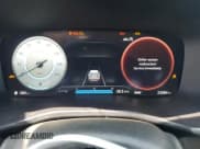 ✅ 2023 Hyundai Santa Fe SEL • VIN: 5NMS3DAJ7PH600698 • Lot: 62899304. Wystawiony na Copart z przebiegiem 22 084 mil. Bezpłatny archiwum sprzedaży aukcyjnych z USA i szczegółowy raport historii pojazdu na DreamBid. Zdjęcie 9.