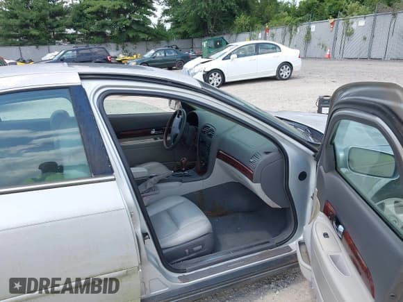 ✅ 2001 Lincoln LS Sport • VIN: 1LNHM86S31Y674950 • Лот: 42760311. Опубликован ранее на IAAI с пробегом Не указан. Бесплатный доступ к архиву аукционных продаж из США и подробный отчёт об истории автомобиля на DreamBid. Изображение 5.