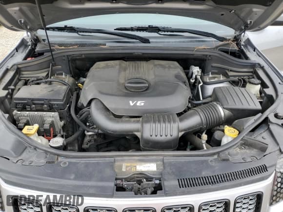 ✅ 2015 Jeep Grand Cherokee Altitude • VIN: 1C4RJFAG0FC211872 • Lot: 89723985. Wystawiony na Copart z przebiegiem 126 109 mil. Bezpłatny archiwum sprzedaży aukcyjnych z USA i szczegółowy raport historii pojazdu na DreamBid. Zdjęcie 11.