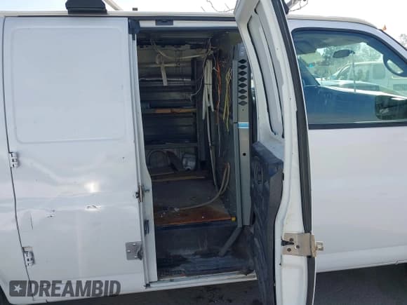 ✅ 2012 Chevrolet Express Cargo • VIN: 1GCSGAFX7C1113909 • Lot: 43248308. Listed on IAAI with 137,013 mi. Free auction sales archive from the USA and detailed vehicle history report at DreamBid. Image 8.