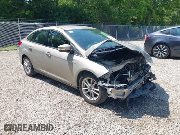 ✅ 2015 Ford Focus SE • VIN: 1FADP3F27FL376151 • Lot: 42388275. Listed on IAAI with 138,947 mi. Free auction sales archive from the USA and detailed vehicle history report at DreamBid. Image 1.