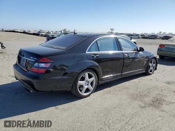 ✅ 2008 Mercedes-Benz S • VIN: WDDNG79X08A198214 • Лот: 66849895. Опубликован ранее на Copart с пробегом 163 282 миль. Бесплатный доступ к архиву аукционных продаж из США и подробный отчёт об истории автомобиля на DreamBid. Изображение 3.