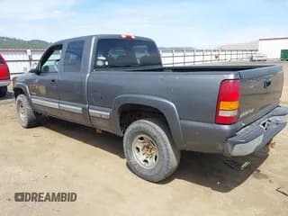 ✅ 2000 Chevrolet Silverado 2500 LS • VIN: 1GCGK29U7YE398008 • Lot: 42432596. Wystawiony na IAAI z przebiegiem 217 691 mil. Bezpłatny archiwum sprzedaży aukcyjnych z USA i szczegółowy raport historii pojazdu na DreamBid. Zdjęcie 3.