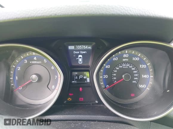 ✅ 2013 Hyundai Elantra • VIN: KMHD35LE5DU048147 • Lot: 43597679. Listed on IAAI with 105,764 mi. Free auction sales archive from the USA and detailed vehicle history report at DreamBid. Image 7.