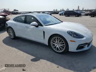 ✅ 2018 Porsche Panamera • VIN: WP0AA2A74JL109943 • Lot: 55091653. Listed on Copart with 34,701 mi. Free auction sales archive from the USA and detailed vehicle history report at DreamBid. Image 4.