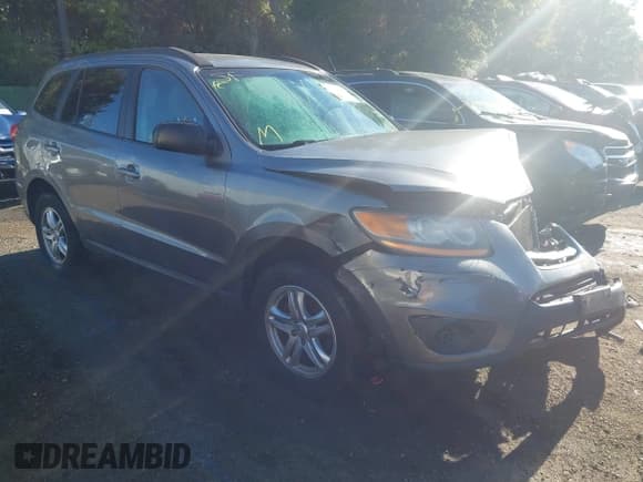 ✅ 2011 Hyundai Santa Fe GLS • VIN: 5XYZGDAB8BG081093 • Лот: 43420561. Опубликован ранее на IAAI с пробегом 198 505 миль. Бесплатный доступ к архиву аукционных продаж из США и подробный отчёт об истории автомобиля на DreamBid. Изображение 1.