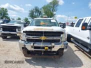 ✅ 2012 Chevrolet Silverado 2500HD • VIN: 1GB2KVCG0CZ253378 • Lot: 42311906. Wystawiony na IAAI z przebiegiem Nie podano. Bezpłatny archiwum sprzedaży aukcyjnych z USA i szczegółowy raport historii pojazdu na DreamBid. Zdjęcie 12.