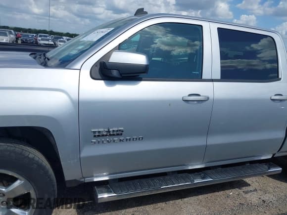 ✅ 2014 Chevrolet Silverado 1500 LT • VIN: 3GCPCREC0EG100695 • Lot: 42522022. Listed on IAAI with 216,635 mi. Free auction sales archive from the USA and detailed vehicle history report at DreamBid. Image 14.